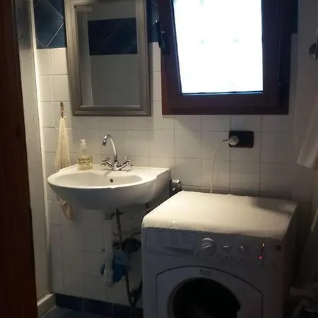 La Maison Rouge Gaiola