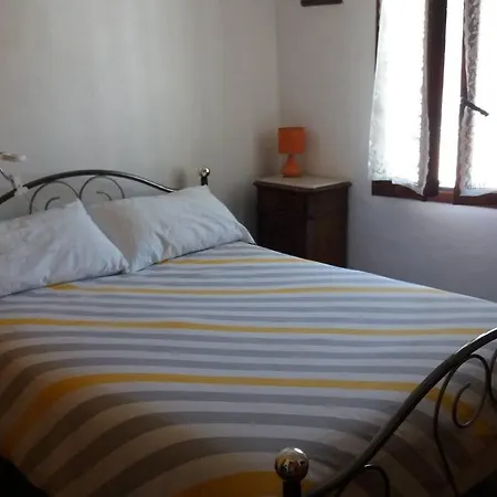 La Maison Rouge * Gaiola